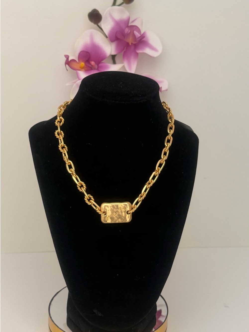 Tory Burch Authentic Statement Necklace .18k Gold Plated NEW